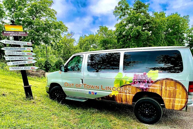 Full-Day Group Wine Tour (with cheese and charcuterie) in Niagara-on-the-Lake - What the price includes, and what it does not