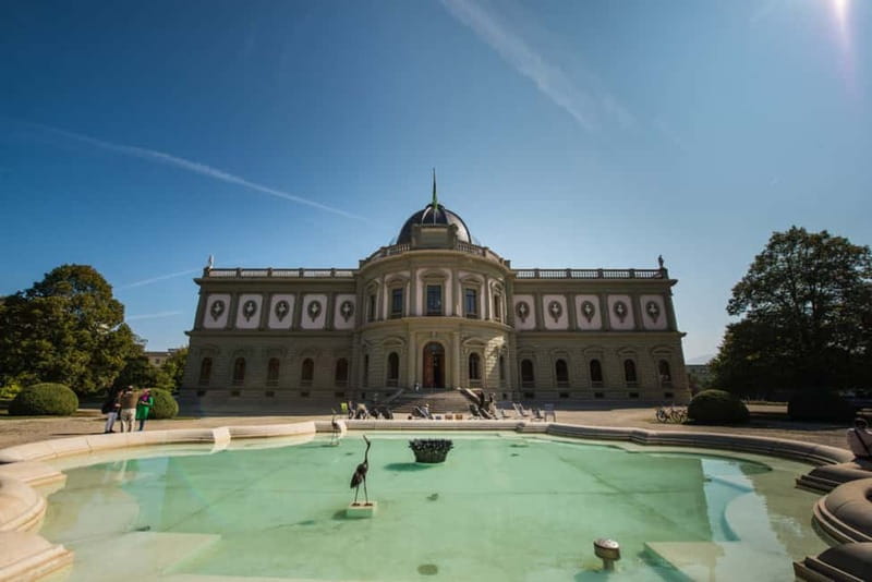 Geneva: City Tour and Fondue Cooking Class, Swiss Folklore - Geneva begins with diplomacy, fountains, and clocks