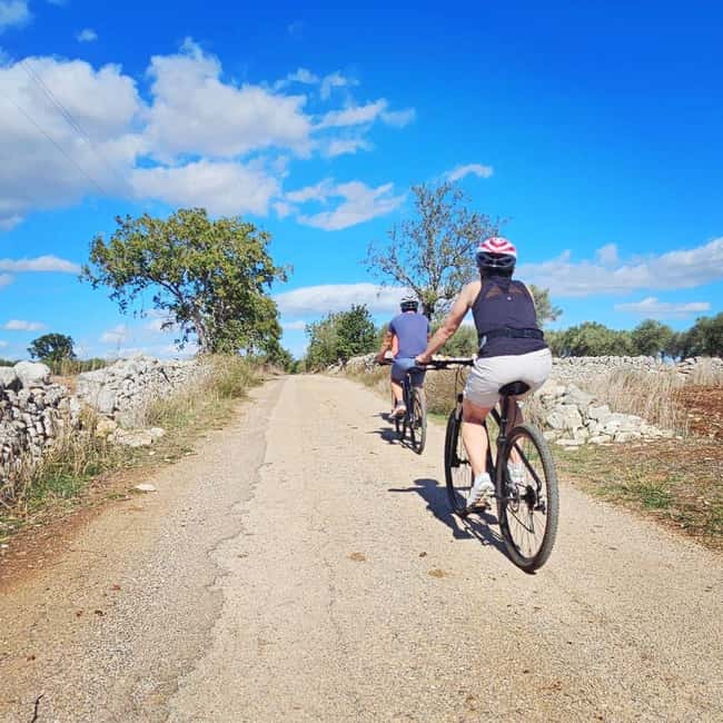 Gioia del Colle: E-Bike Ride & Hands-On Mozzarella Lab - Practical Timing and Group Advice