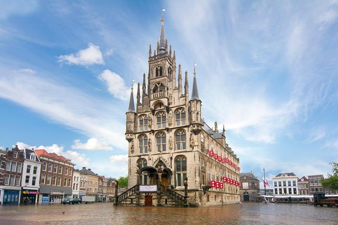 Gouda Private Walking Tour: History, Architecture & Cheese - The cheese tasting issue deserves a clear answer