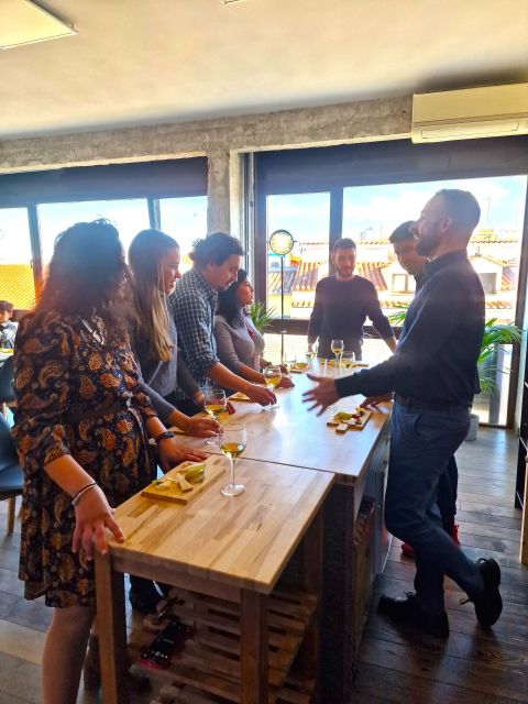 Gourmet Experience: Tasting of Spanish Cheeses and Wines - Four cheeses, four very different personalities