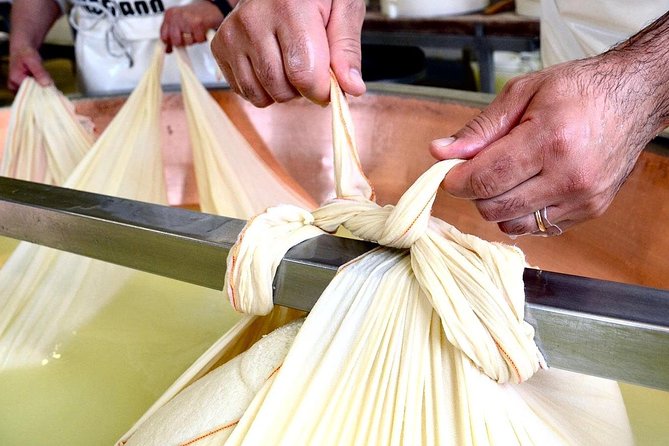 Half Day Private Parmigiano Reggiano and Parma Ham Experience - Why this Parma food tour is different