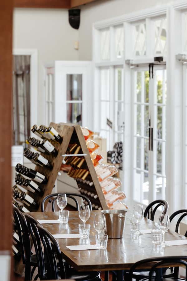 Hunter Valley: Wine Tour with 2-Course Lunch, Choc & Cheese - Leaving Sydney before the crowds