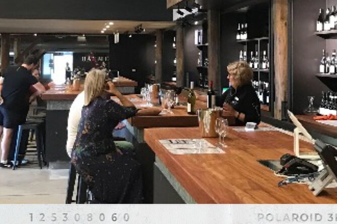 Hunter Valley Wines, 2-Course Lunch, Cheese & Chocolate Tour - A two-course lunch at voco Kirkton Park