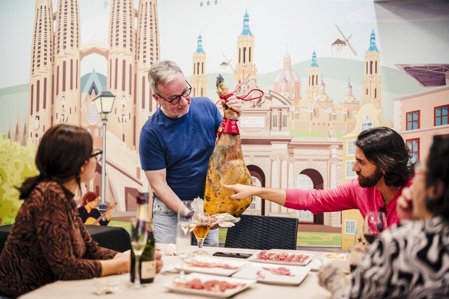 Jamón Experience Master Plus: Ham, Wine & Cheese Tasting - Key points at a glance