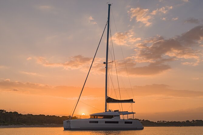 JFarwell Sunset Wine & Cheese Aboard the Reverie - Key points to know before booking