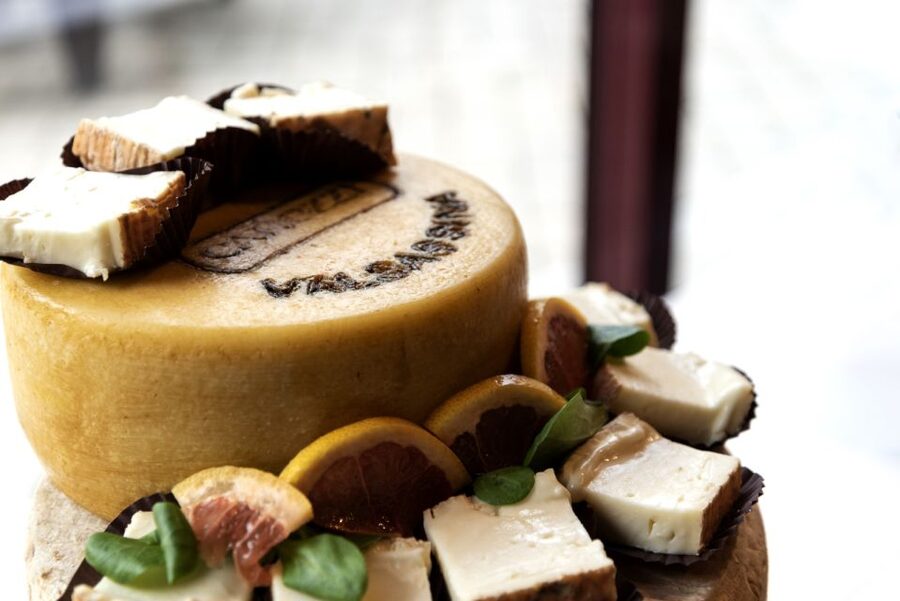Lake Como: Cheese Factory Tour and Tasting in Valsassina - Who should book this cheese tour?
