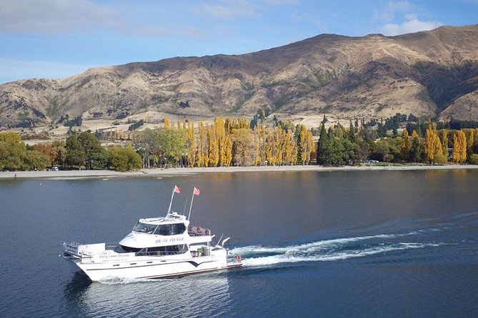 Lake Wanaka 1-Hour Cruise Including Wine and Cheese - The included wine, beer, and cheese
