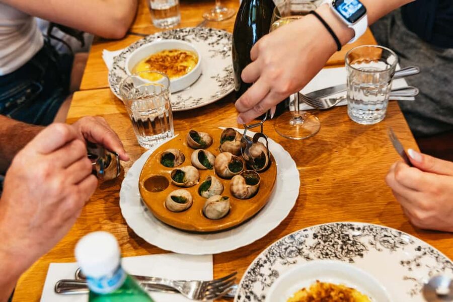 Le Marais Walking Food Tour with Cheese, Wine & Pastries - Chocolate, pastries, and the sweet finish