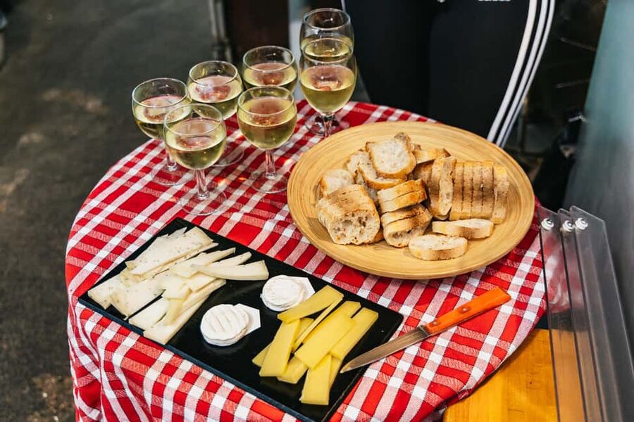 Le Marais Walking Food Tour with Cheese, Wine & Pastries - The first bites: French staples with room for surprise