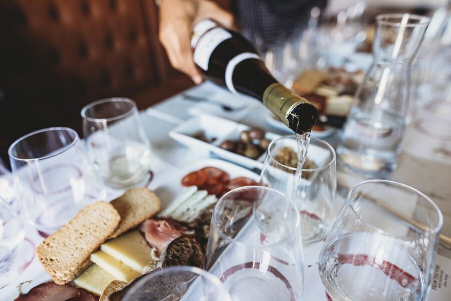 Lisbon: Portuguese Wine and Cheese Tasting with Lunch - Why the food pairings matter