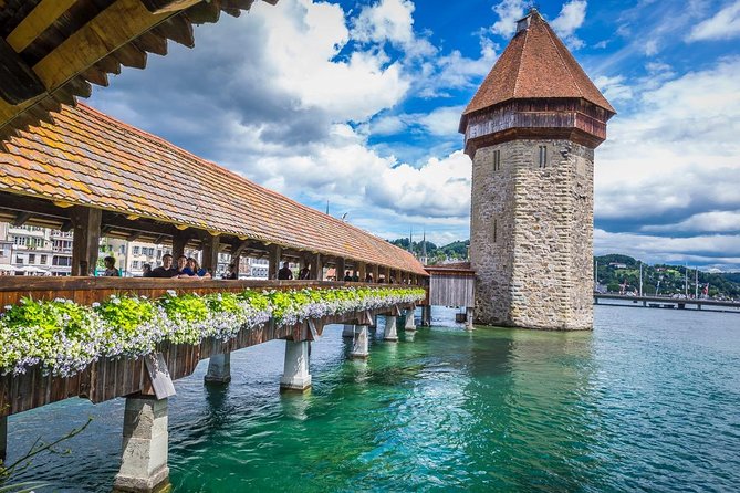 Lucerne CH Experience: Cheese, Chocolate, Chapel Bridge & Château - Taking the elevator to Lucerne Castle