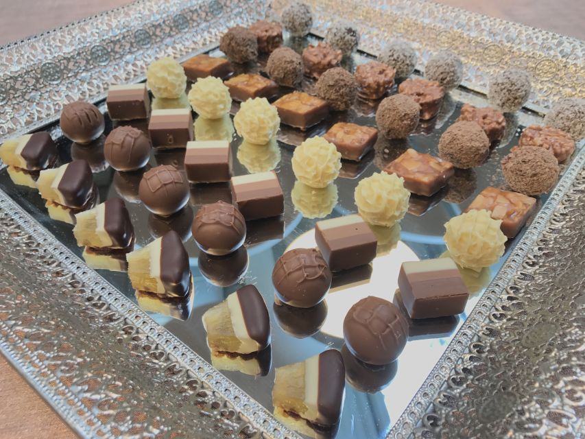 Lucerne CH Tour: Cheese, Chocolate, Chapel Bridge & Chateau - Who will enjoy this Lucerne combination?