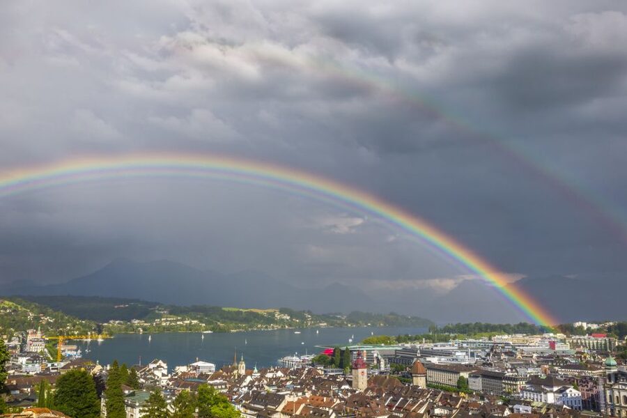 Lucerne: Walking and Boat Tour with Cheese & Wine Tasting - Musegg Wall and the medieval defenses