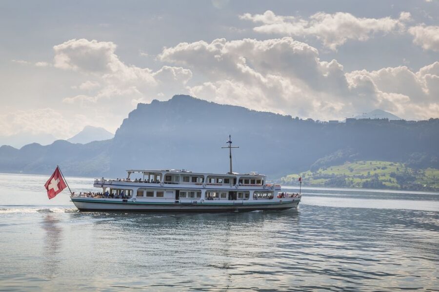 Lucerne: Walking and Boat Tour with Cheese & Wine Tasting - Spreuer Bridge and the Reuss River