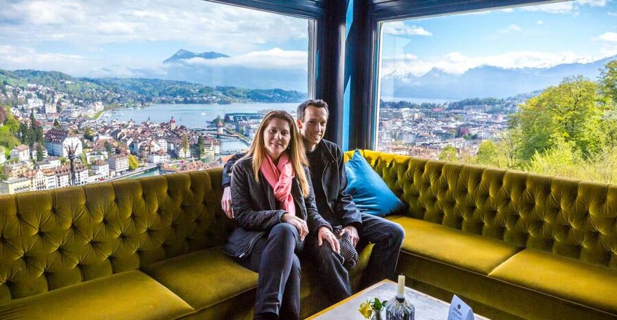 Lucerne: Walking and Boat Tour with Cheese & Wine Tasting - Starting at Torbogen Luzern