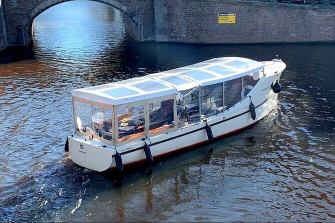 Luxury Amsterdam Canal Cruise – Unlimited Cocktails Included (1H) - Meeting at Oudezijds Voorburgwal 226