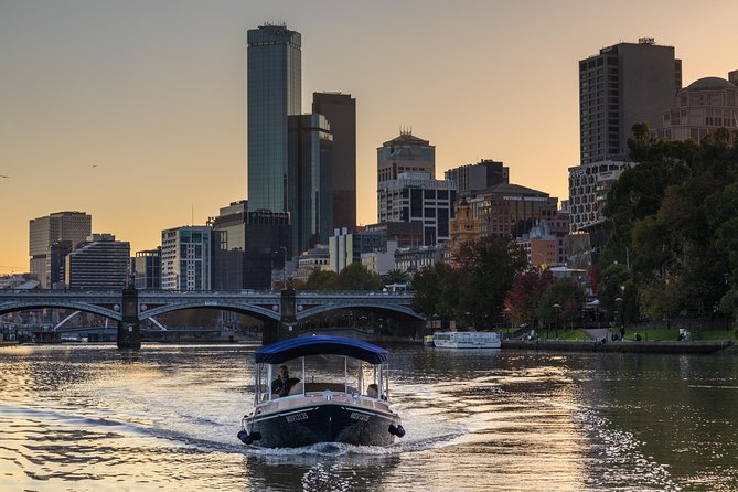 Luxury Private 90min Wine and Cheese Yarra River Cruise - A peaceful cruise in changing weather