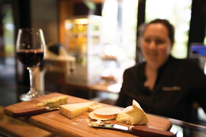 Luxury Private 90min Wine and Cheese Yarra River Cruise - Who will enjoy the 90-minute route most