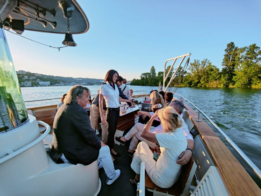 Lyon: City Cruise with Charcuterie, Cheese, and Wine - The first views: Fourvière above the river