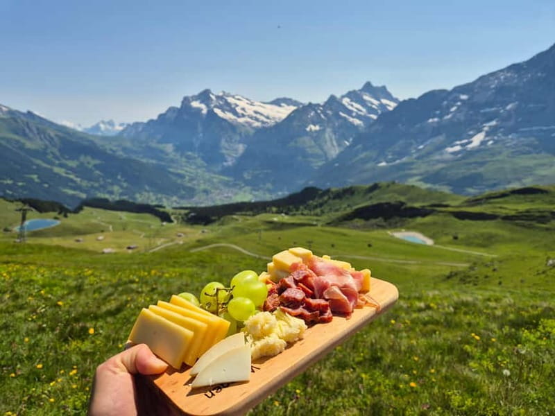 Männlichen: Cheese and Chocolate Tasting on Mountain Summit - Five Swiss chocolates and souvenir advice