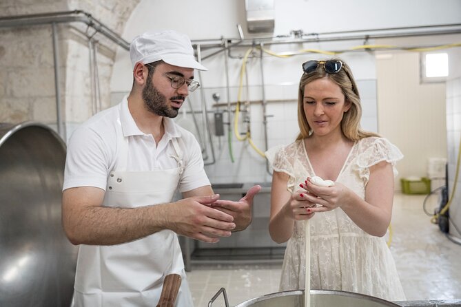 Masseria Seppunisi Tour - Mozzarella and Burrata experience - Making mozzarella and burrata yourself