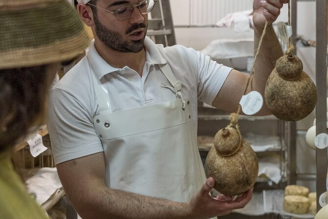Masseria Seppunisi Tour - Mozzarella and Burrata experience - Inside the dairy and maturing rooms