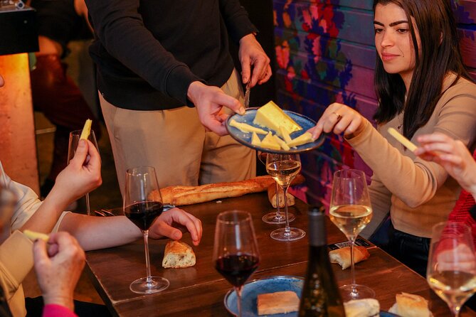 Montmartre Food Tour: The Most Complete Paris Food Experience - What the guide adds