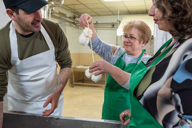 Mozzarella Experience and tasting in Naples - What the strong rating tells you