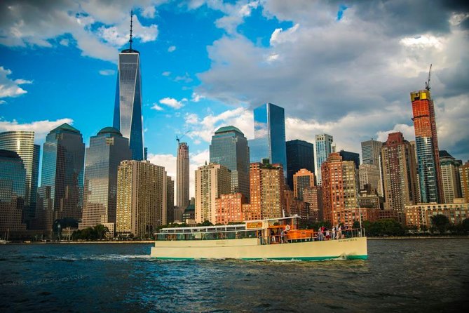 New York City: Champagne, Cheese, Caviar & Sightseeing Cruise - The Wine, Cheese, and Caviar Service