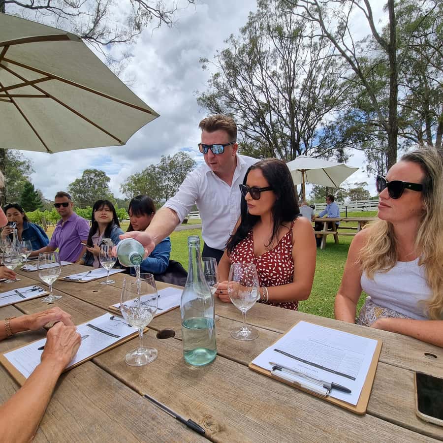 Newcastle: Hunter Valley Wine, Gin, Cheese & Chocolate Tour - Practical details before you book