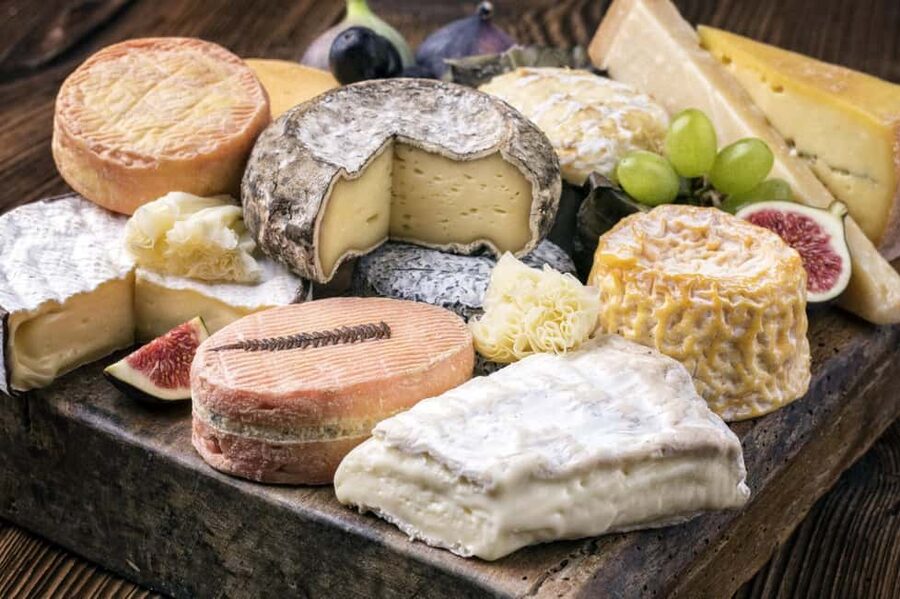 Nice: Tasting of 5 Niçoise and Italian cheeses in a local setting - Why Nice and Italy share the table