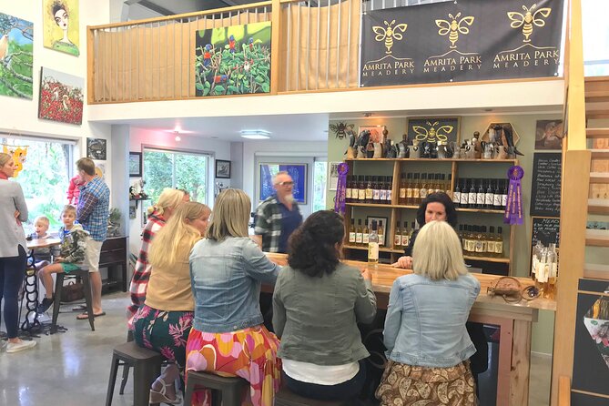 Noosa Hinterland Tour with Lunch, Wine & Cheese Tasting & more - Key details that shape the day