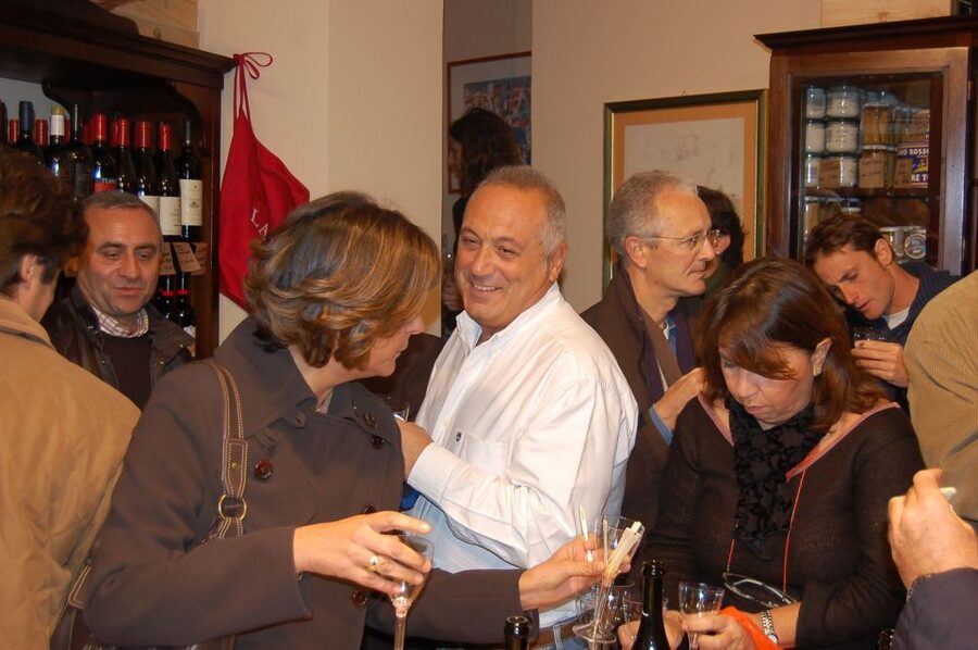 Palermo: 2-Hour Sicilian Cheese and Wine Tasting Tour - Bread, Salad, and Homemade Extras