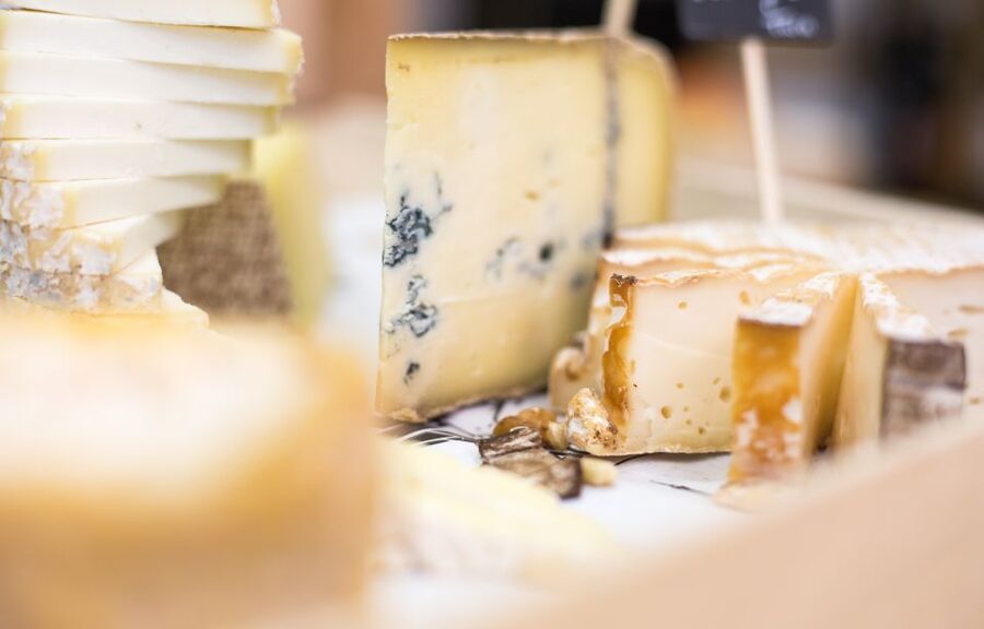 Paris: Cheese and Wine Class in a 17th Century Cellar - Is $82 per person fair?