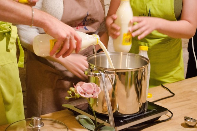 Paris Cheesemaking Workshop including Wine and Cheese Tasting with an Expert - The instructors make a real difference