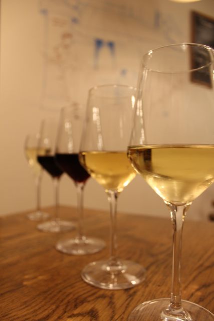 Paris: French Wine and Cheese Guided Tasting - The perfume exercise and the art of smelling wine