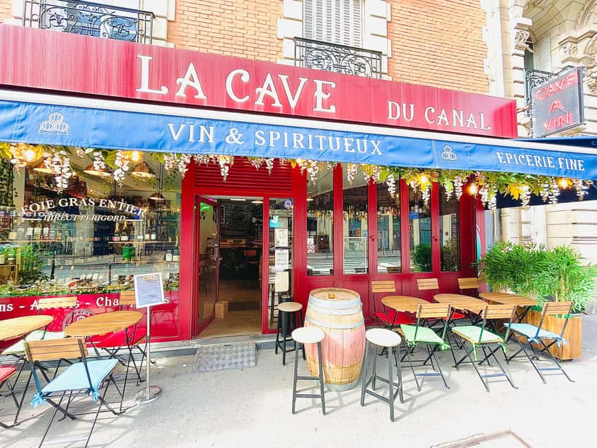 Paris: French wine tasting with cheeses and charcuterie - The sommelier makes or breaks a short tasting
