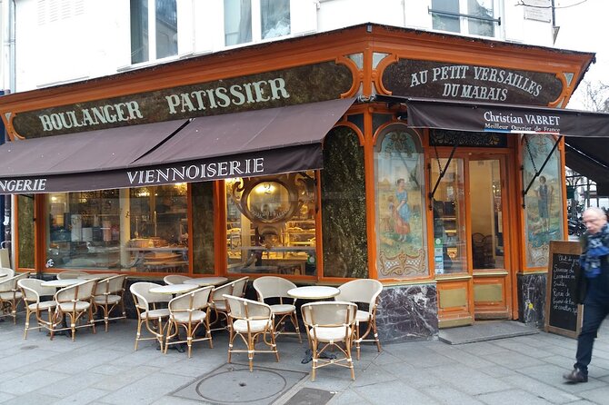 Paris Le Marais Food Tour With 10+ Tastings, Cheese, Wine & More - Bread, baguette manners, and French cheese