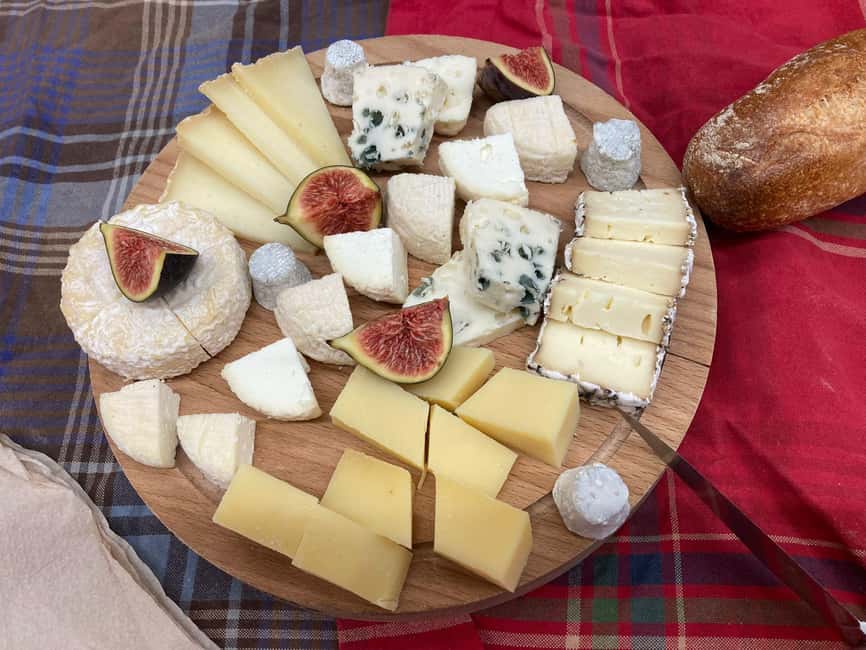 Paris Marais Bike Tour with Cheese & Sweet Tastings - Finishing at the Palais-Royal