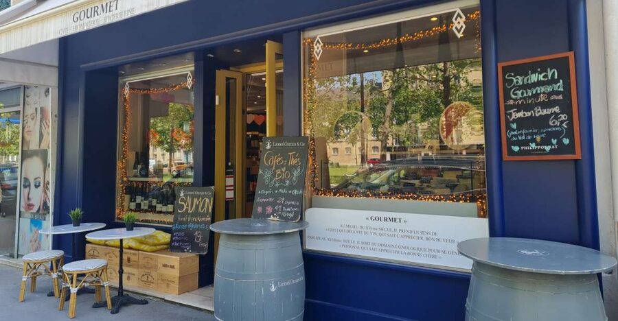 Paris: Tasting of 3 Wine and 3 Cheese - What Alexandra adds to the experience
