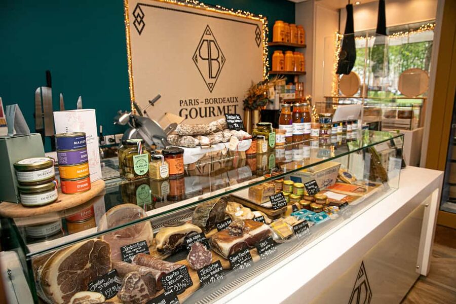 Paris: Tasting of 3 Wine and 3 Cheese - Is $55 a fair price?