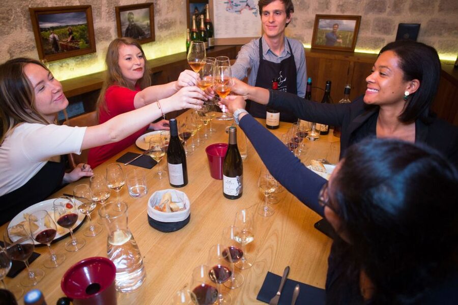 Paris: The Ultimate Wine and Cheese Tasting in English - Who will enjoy this tasting most?