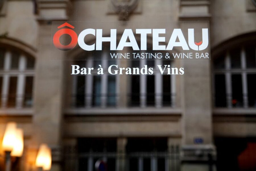 Paris: Wine and Cheese Lunch - Five pours that tour France