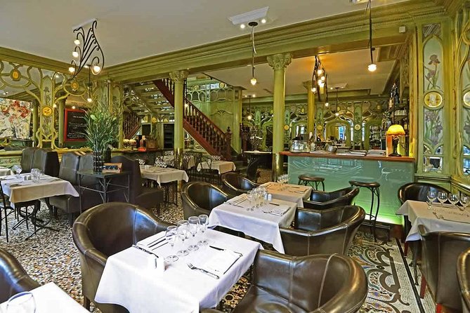 Paris Wine and Cheese Pairing Private Masterclass in a Bistrot - The setting: historic bistrot, apartment, or Polidor