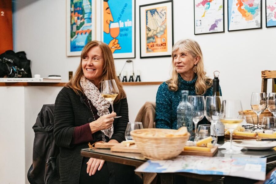Paris: Wine Tasting Experience with 6 Wines and Cheese Board - Regional contrasts from Champagne to Burgundy
