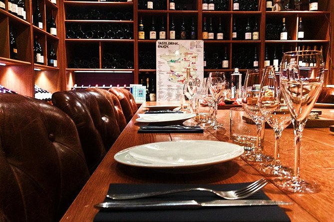 Paris Wine Tasting plus Cheese Lunch with an Expert Sommelier - Sommelier teaching is the heart of the experience
