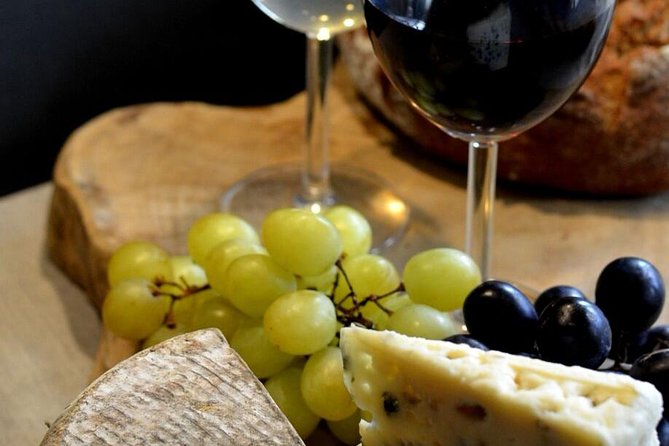 Paris Wine with Cheese Pairing & Tasting Small Group Class - Five French Cheese Families at One Table
