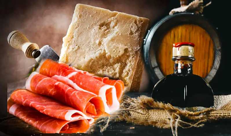 Parma: Cheese, Ham, & Balsamic Vinegar Tour with Tastings - Parmigiano Reggiano: from milk to aging wheel