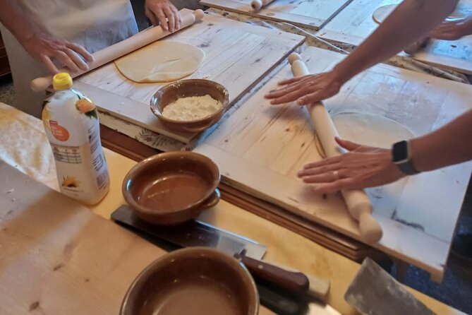 Parmigiano Reggiano, Balsamic Vinegar and fresh pasta tour - Lunch turns the lesson into a long Emilian meal